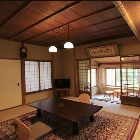 Yufuin Onsen Kamenoi Bessou Hotel Ngoại thất bức ảnh